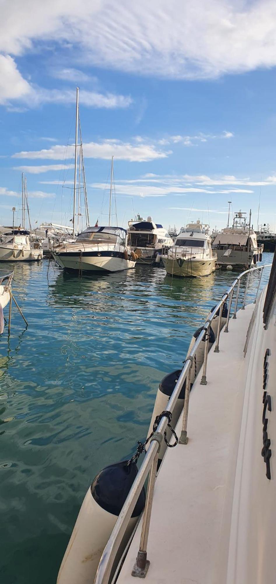 Salerno Yacht 호텔 객실 사진
